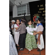 Día de la Cruz de los Milagros y el cumple del Colegio - Turno TARDE